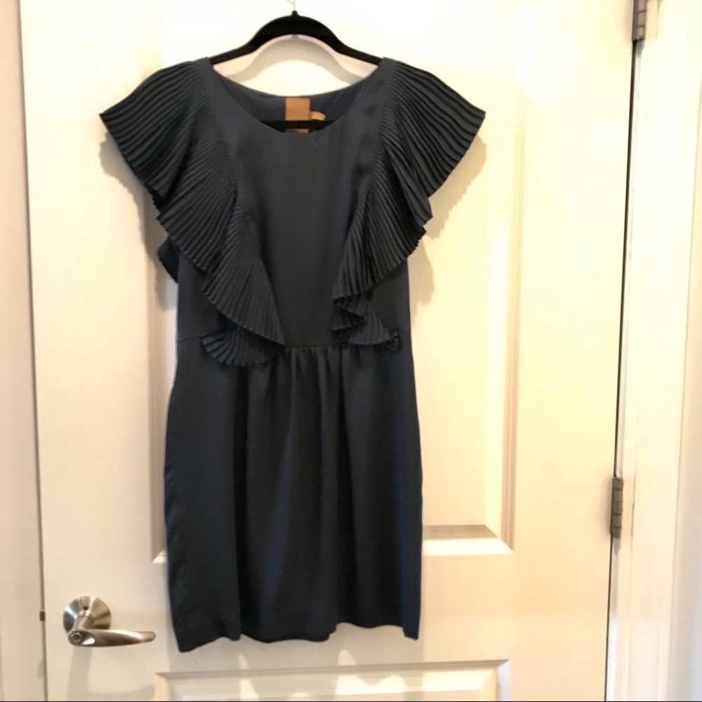 ALI RO Beautiful Navy Silk Dress with Ruffles sz 6
